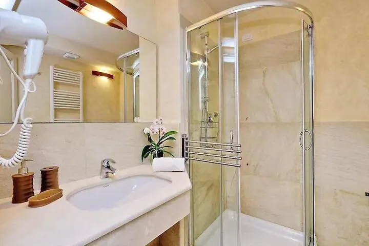 Albizi Verrocchio Apt 201 فلورنس شقة
